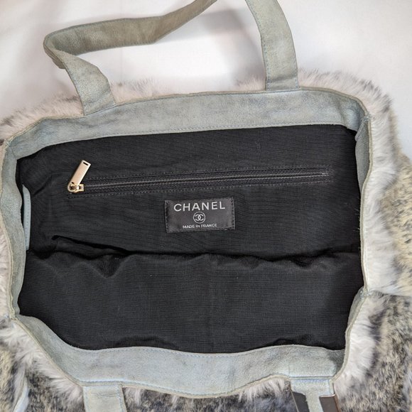 CHANEL Grey Rabbit Fur Tote - Picture 6 of 9